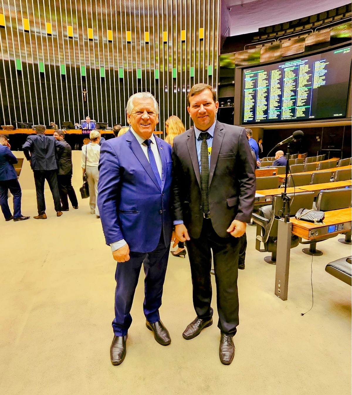 Sperafico reforça compromisso com municípios e agronegócio durante encontro com prefeitos paranaenses