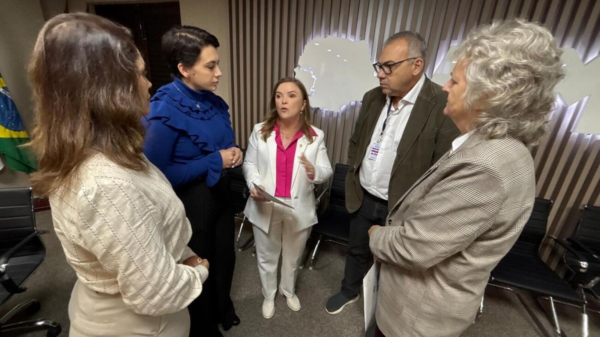 Toledo oficializa projeto de Casa Abrigo para mulheres em situação de violência