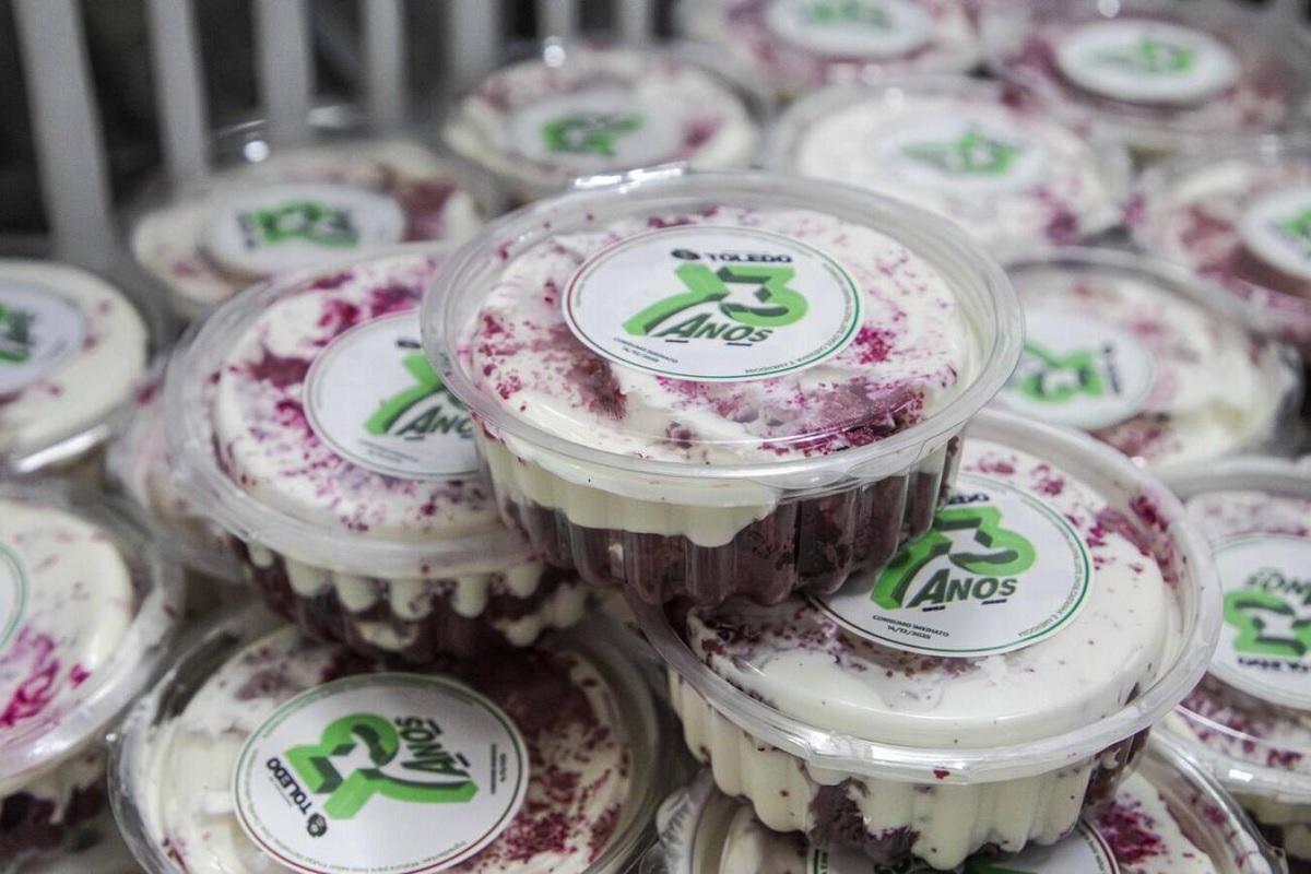 Aniversário de Toledo: Prefeitura distribuirá 20 mil potes de bolo 