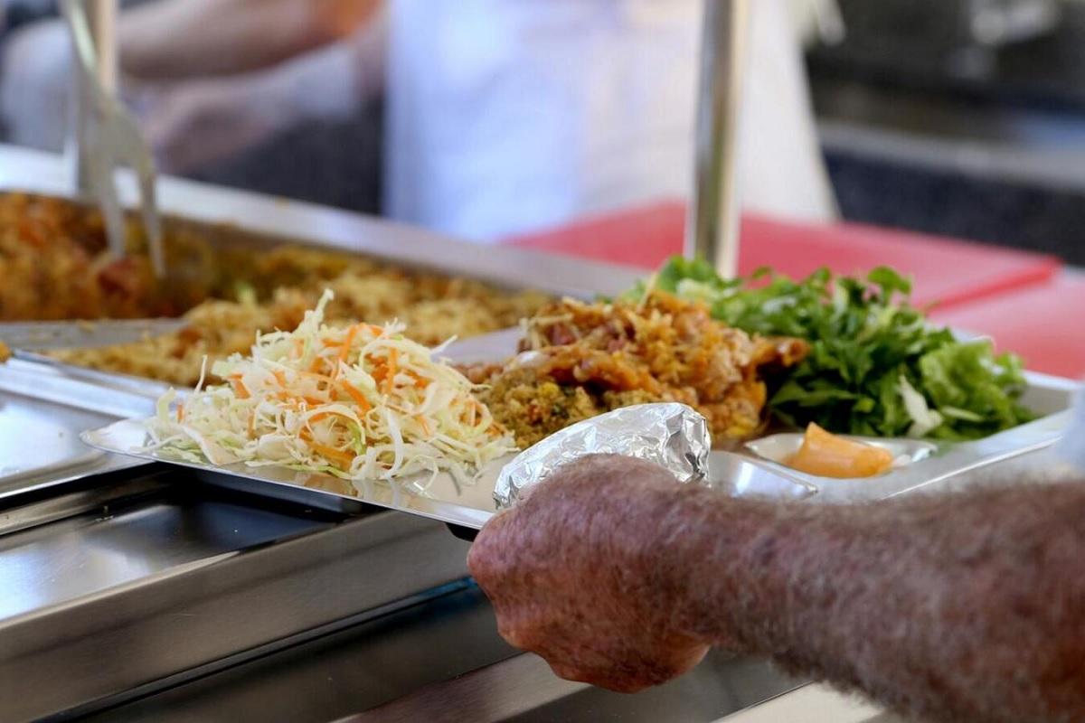 Restaurantes Populares de Toledo reabrem nesta segunda-feira (2)