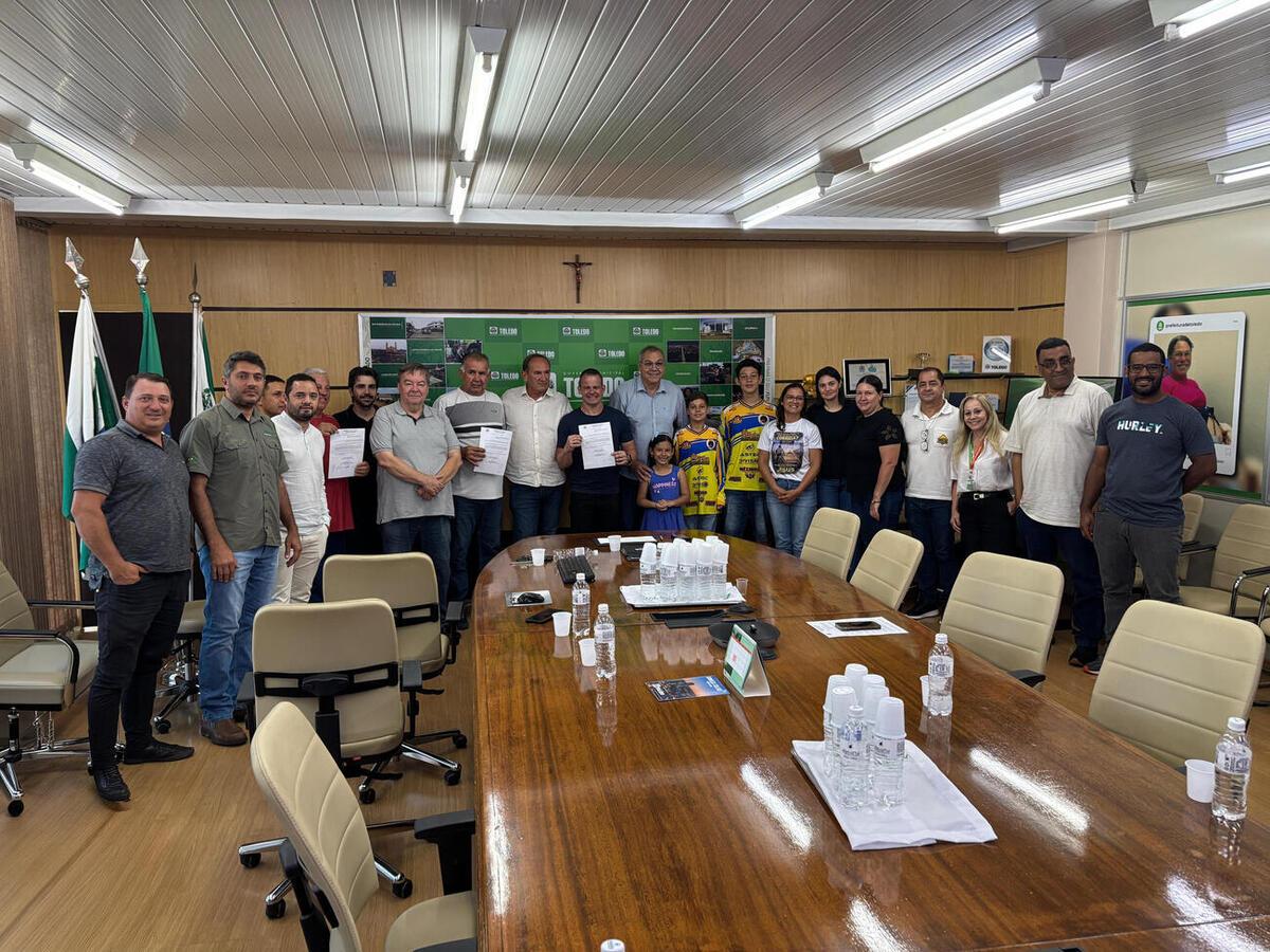 Toledo: Prefeito Mario Costenaro sanciona novas leis