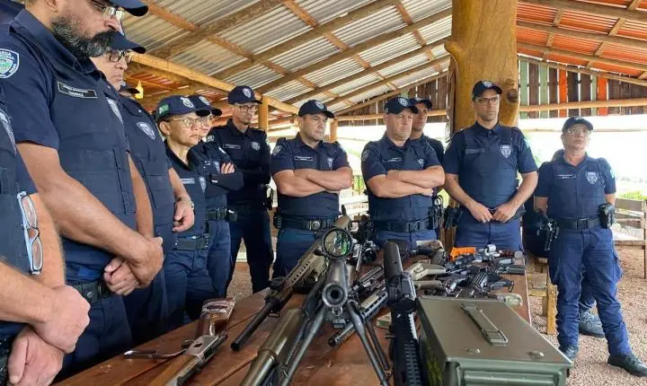 Curso de armamento e tiro qualifica agentes da Guarda Municipal