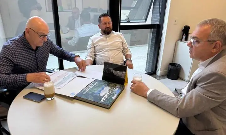 Prefeito Costenaro cumpre agenda em Curitiba por projetos e programas