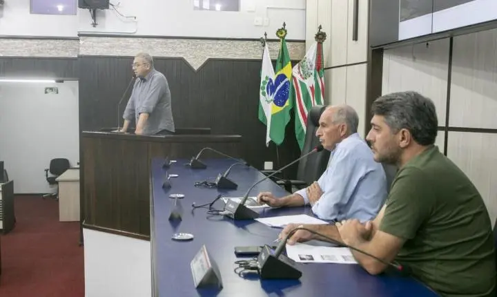 Toledo: Na Câmara, Executivo expõe relatório de cumprimento de metas fiscais